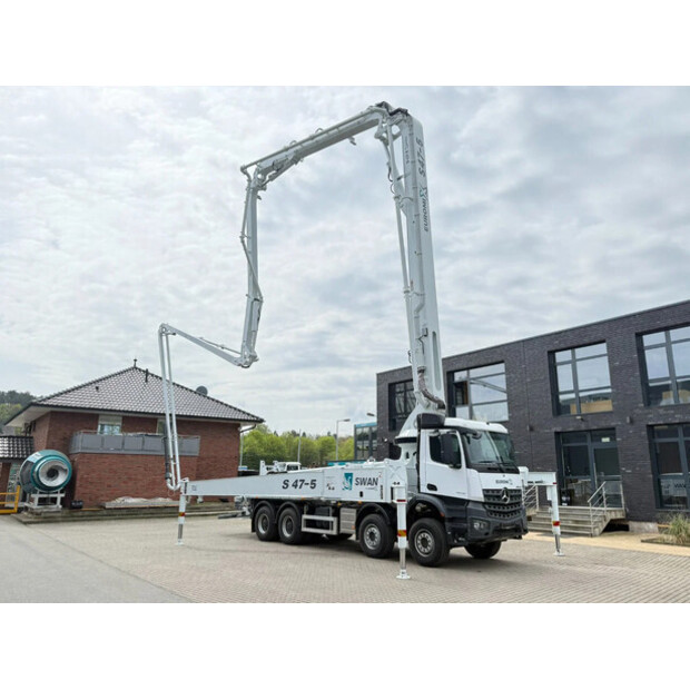 2025 Mercedes-Benz Arocs 4142-46800548