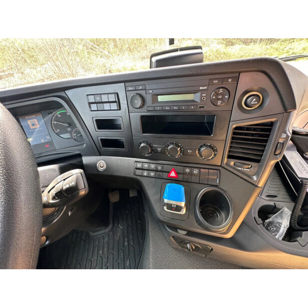 2025 Mercedes-Benz Arocs 4142-46800562