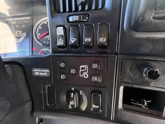 2016-scania-r580-1446897-46800592