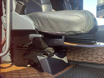 2016-scania-r580-1446897-46800603