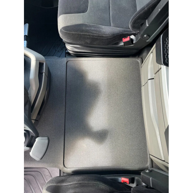 2023 مان TGM 12.250-46800656