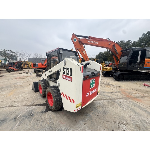 2024 بوبكات S130-46802073