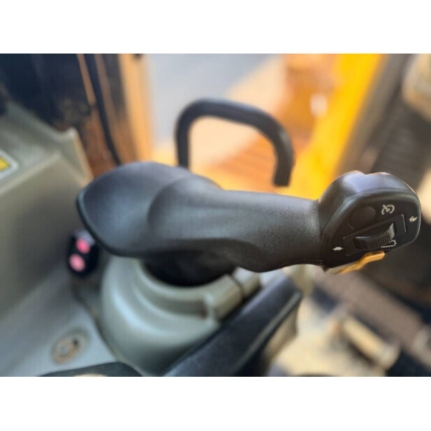 2013 Caterpillar D6T XL-46802143