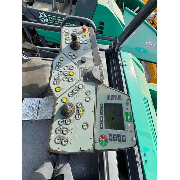 2024 VOGELE 1800-3L-46802178