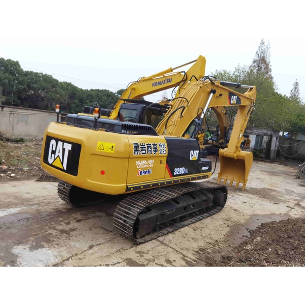 2023 Caterpillar 329D2L-46802255