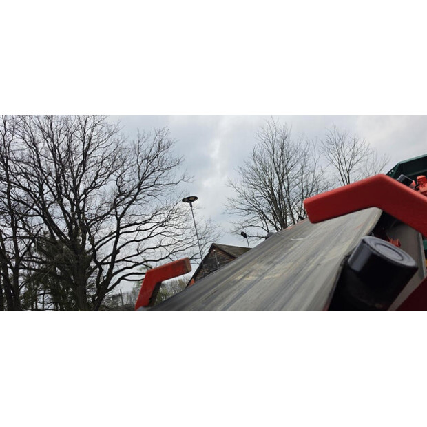 2011 ساندفيك QE 340-46802665