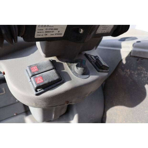 2005 Terex TELELIFT 2506-46803180