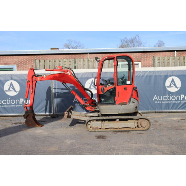 2017 JCB 8025-46803189