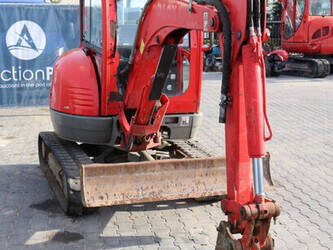 2017-jcb-8025-1446970-46803194