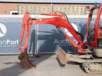 2017-jcb-8025-1446970-46803197