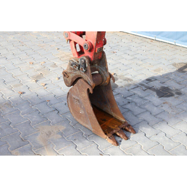 2017 JCB 8025-46803204