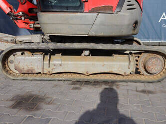 2017-jcb-8025-1446970-46803209