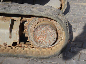 2017-jcb-8025-1446970-46803210