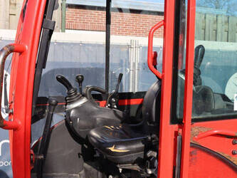 2017-jcb-8025-1446970-46803217