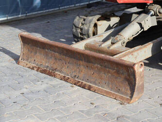 2017-jcb-8025-1446970-46803235