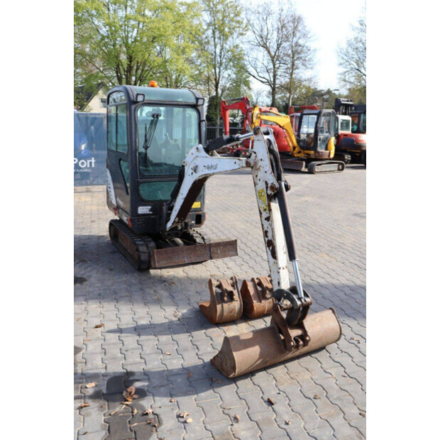 2014 BOBCAT E16-46803242