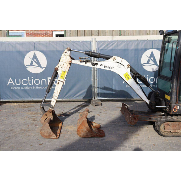 2014 BOBCAT E16-46803245