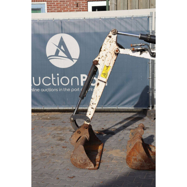 2014 BOBCAT E16-46803246