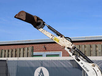 2014-bobcat-e16-1446971-46803287