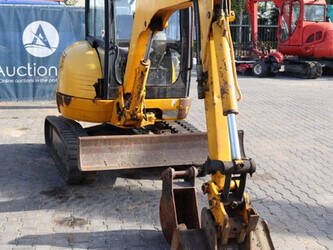 2003-jcb-8032-1446972-46803295