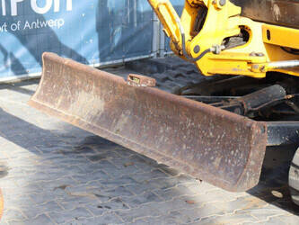 2003-jcb-8032-1446972-46803302