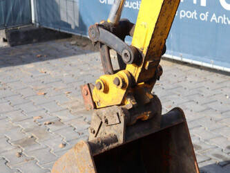 2003-jcb-8032-1446972-46803306