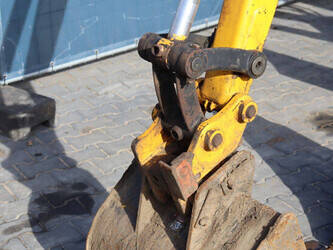 2003-jcb-8032-1446972-46803309