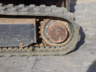 2003-jcb-8032-1446972-46803313