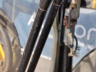 2003-jcb-8032-1446972-46803322