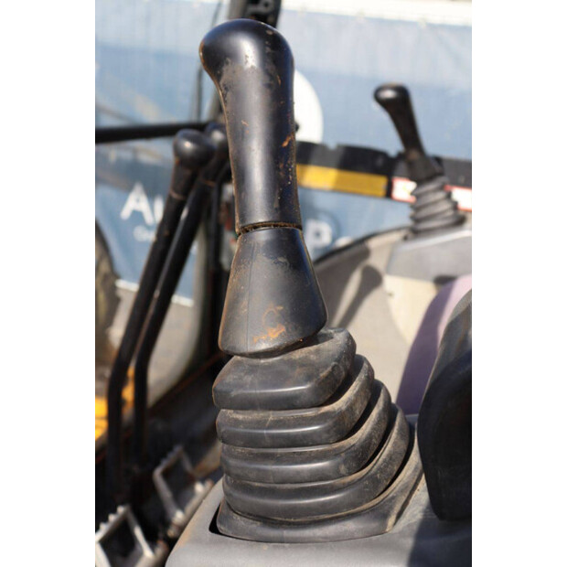 2003 JCB 8032-46803325