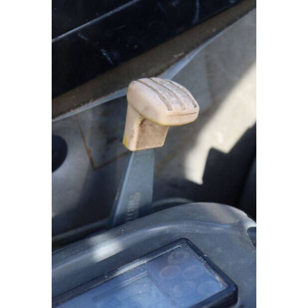 2003 JCB 8032-46803327