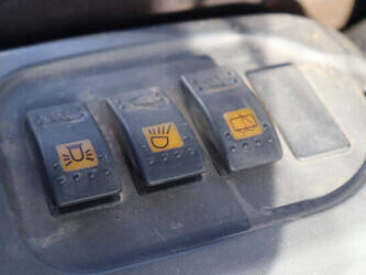 2003-jcb-8032-1446972-46803329