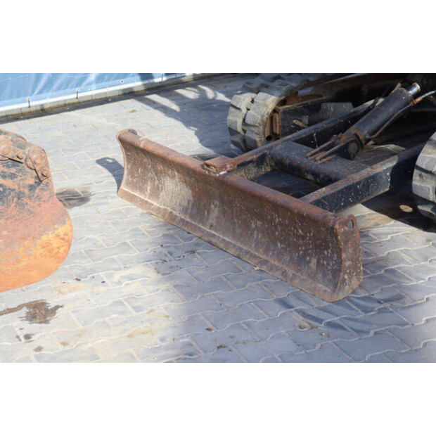 2003 JCB 8032-46803334