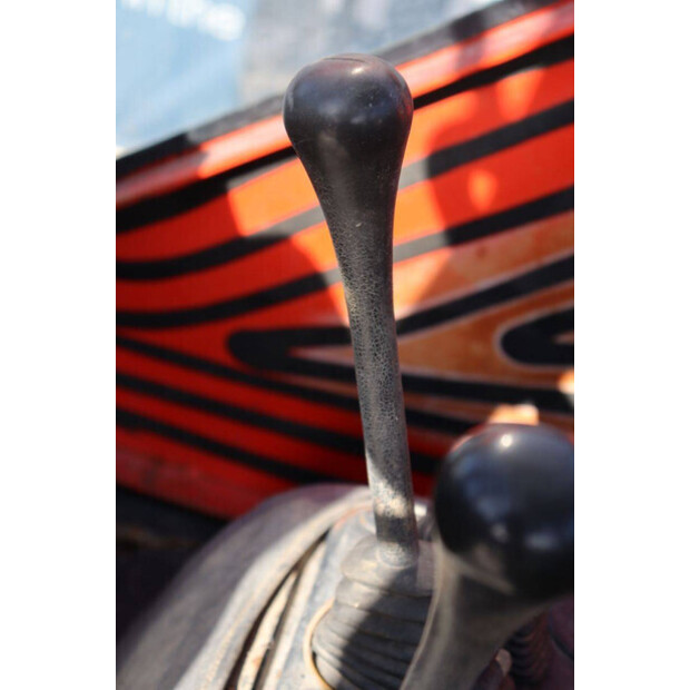 2000 ليندي H45D-04-46803408