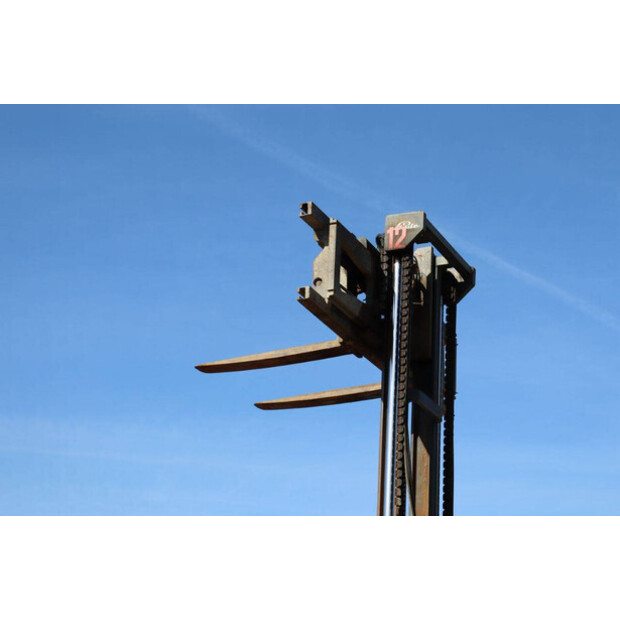 2000 ليندي H45D-04-46803418