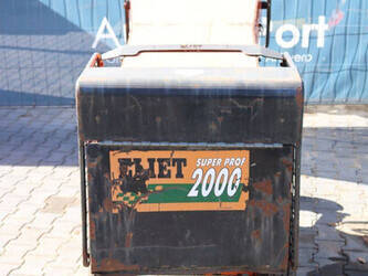 2012-eliet-superprof-2000-46803424