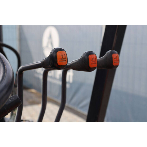 دووسان GX 25-46803936