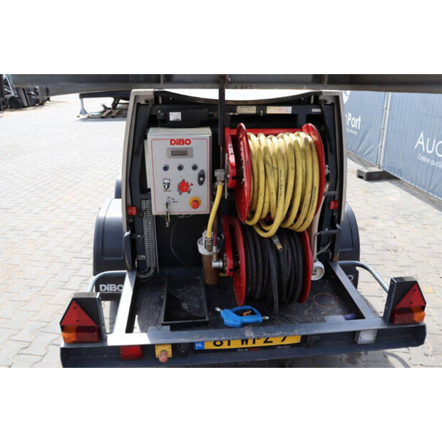 2011 DIBO DIBO-46803970