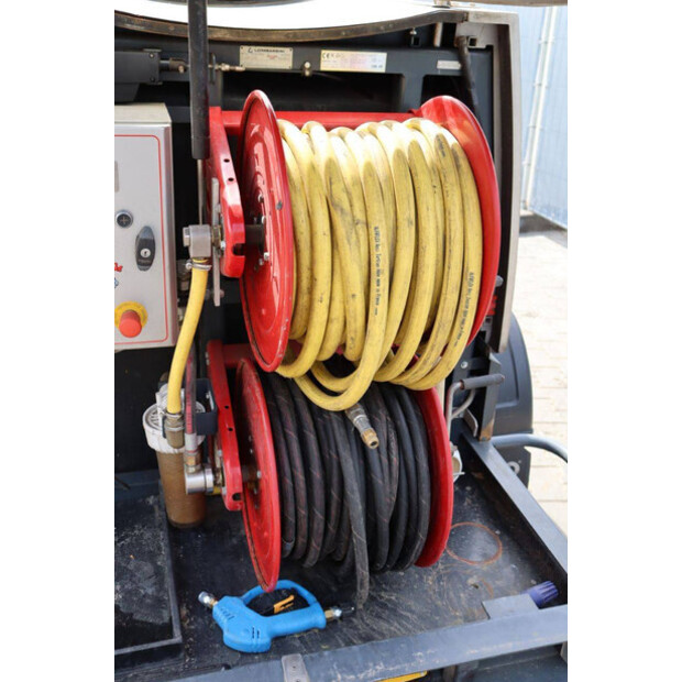 2011 DIBO DIBO-46803972