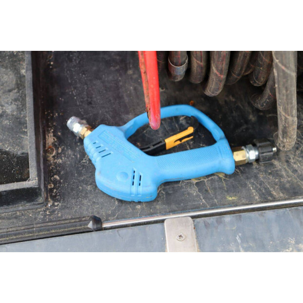 2011 DIBO DIBO-46803973