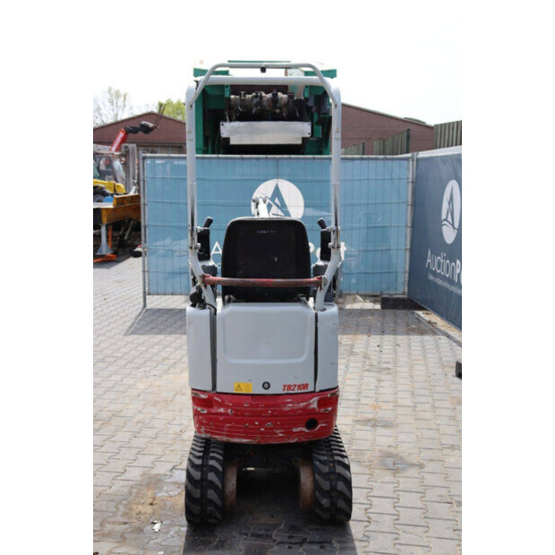 2016 TAKEUCHI TB210R-46804089