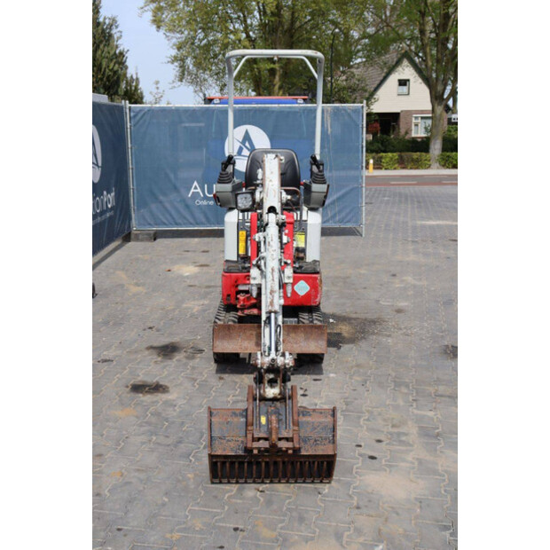 2016 TAKEUCHI TB210R-46804092