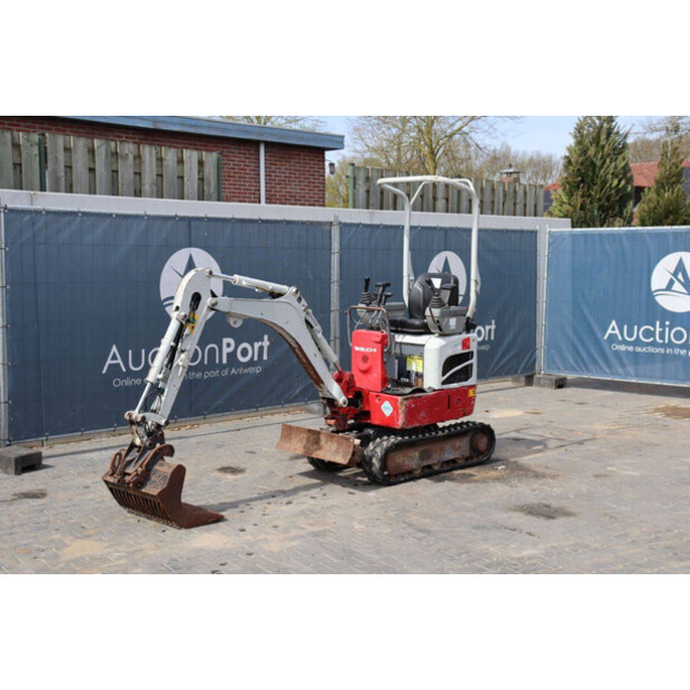 2016 TAKEUCHI TB210R-46804093