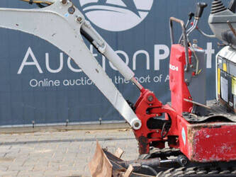 2016-takeuchi-tb210r-1446996-46804097