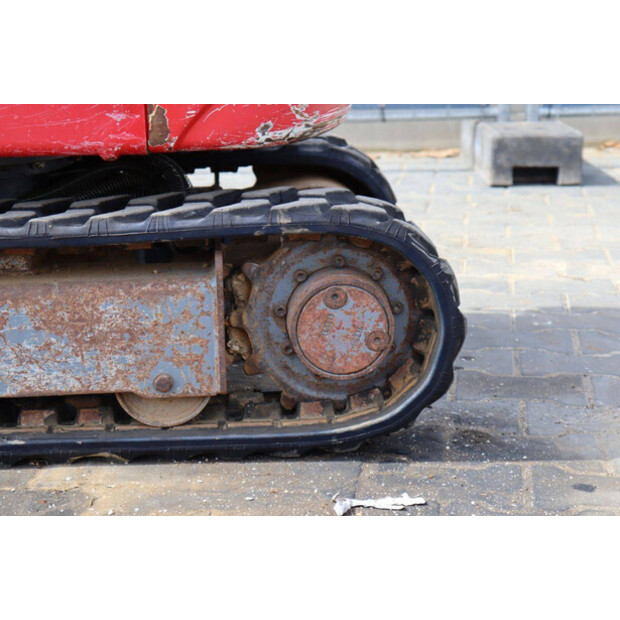 2016 TAKEUCHI TB210R-46804106