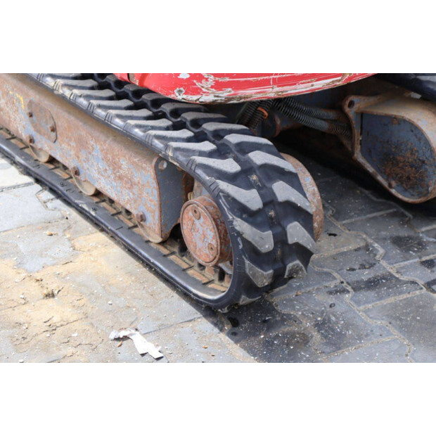 2016 TAKEUCHI TB210R-46804107