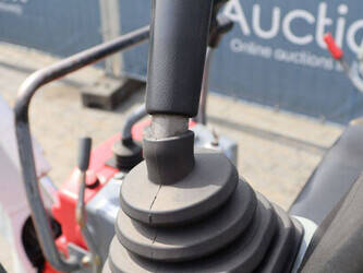 2016-takeuchi-tb210r-1446996-46804120