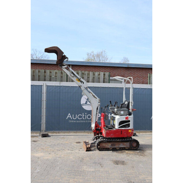 2016 TAKEUCHI TB210R-46804122