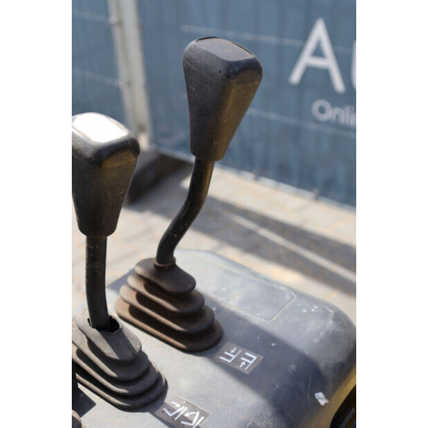 2008 NISSAN 1N1L180-46804200