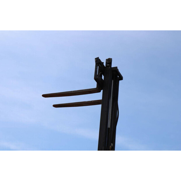 2008 NISSAN 1N1L180-46804209